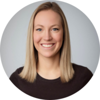 Porträt Roxanne Plappert